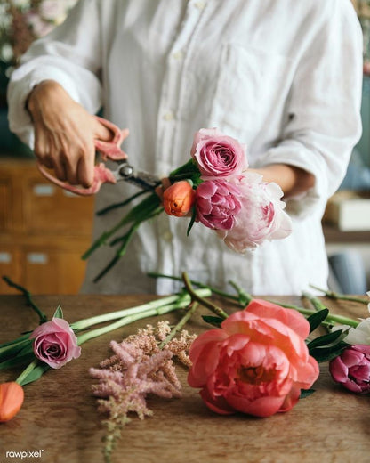 Valentines Floral Heart Workshop - Dubai