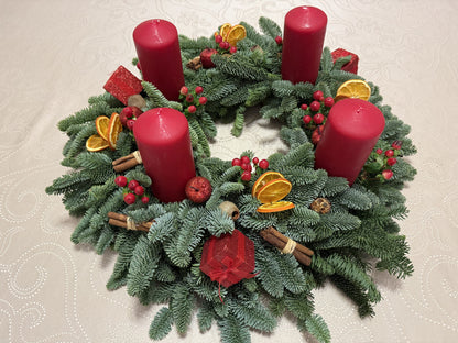 Winter's Embrace Advent Wreath (With 4 Candles)